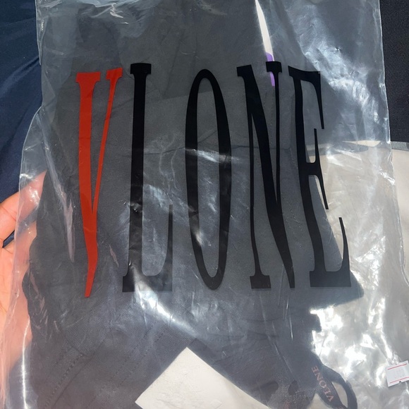 Vlone x Nav Doves Tee 'Black' - Picture 4 of 4